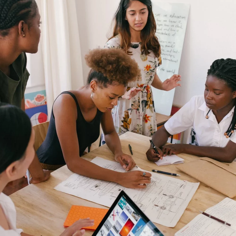 pexels-photo-3810792